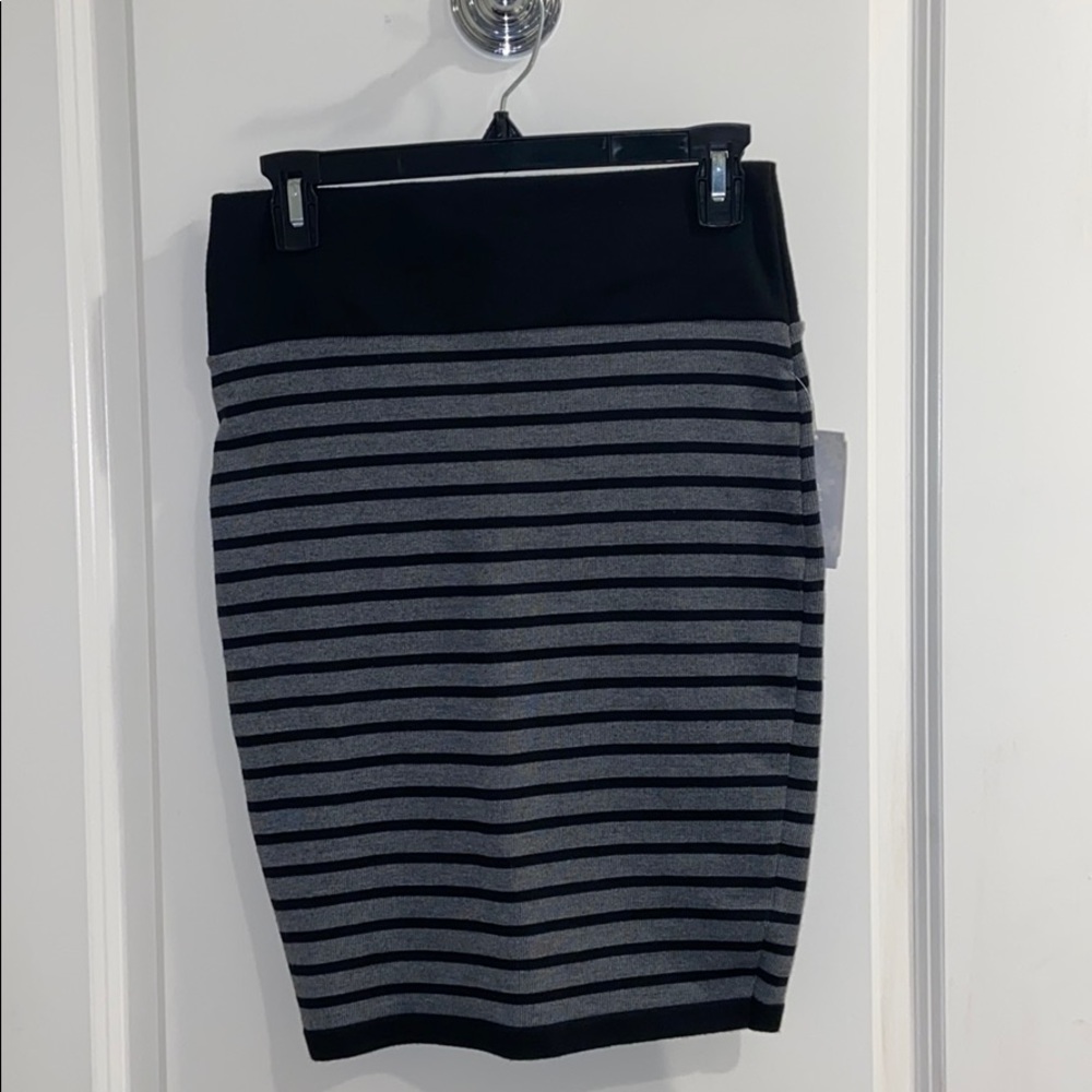 Juniors Large Skirt